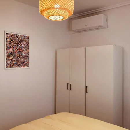 Apartment En Plaza Del Pilar